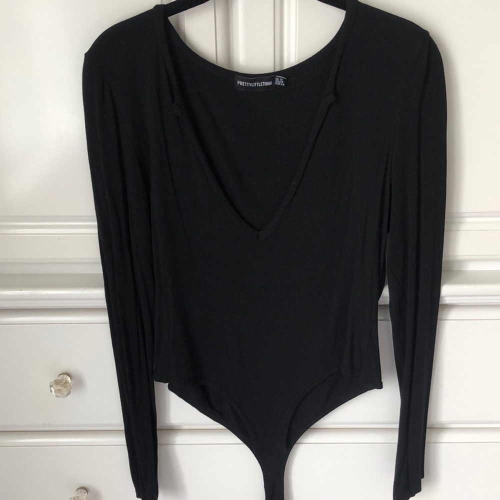 Pretty Little Thing Low-Cut Bodysuit